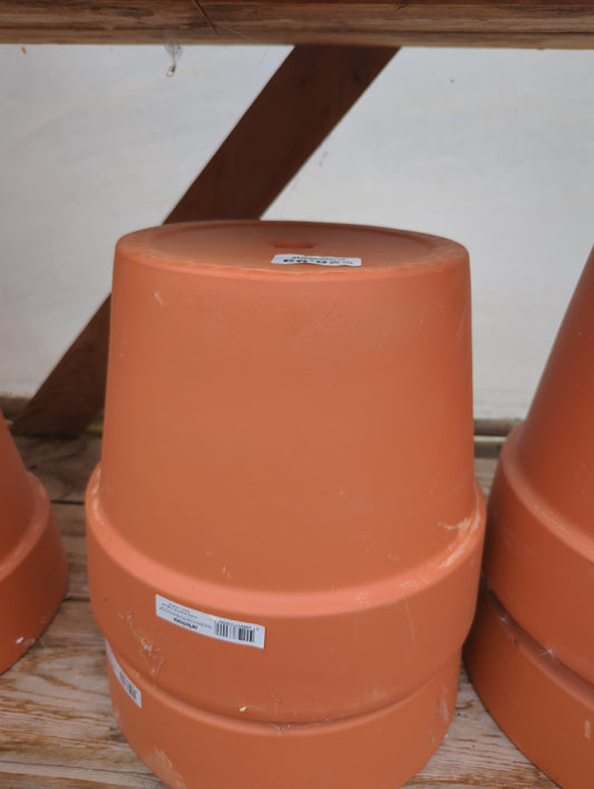 13" terracotta pot